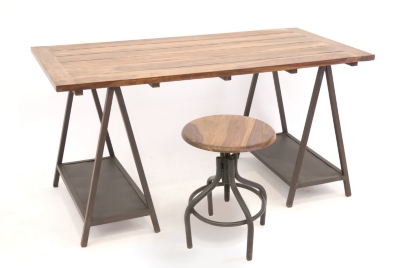 Bureau et tabouret Indus   