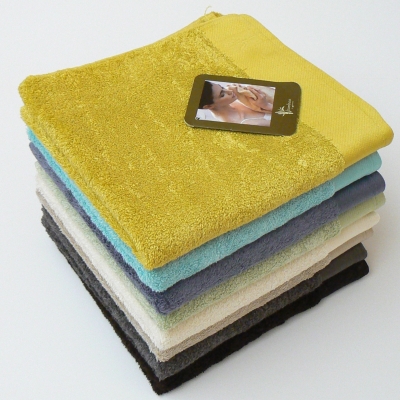 Tapis de bain Bamboo SANTENS, 4 coloris   