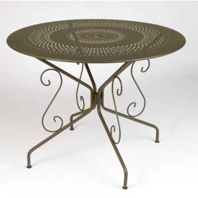 Mobilier peint en acier laqu�, peinture 100% polyester anti-UV cuite au fou