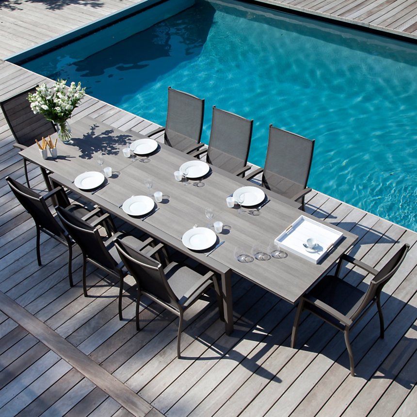 Table Juan 10 14 personnes plateau Trespa OCEO Table Juan 10 14 personnes plateau Trespa OCEO